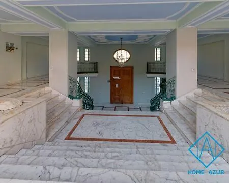 Port De Nice- Neptune- Superbe Studio! Апартаменты *